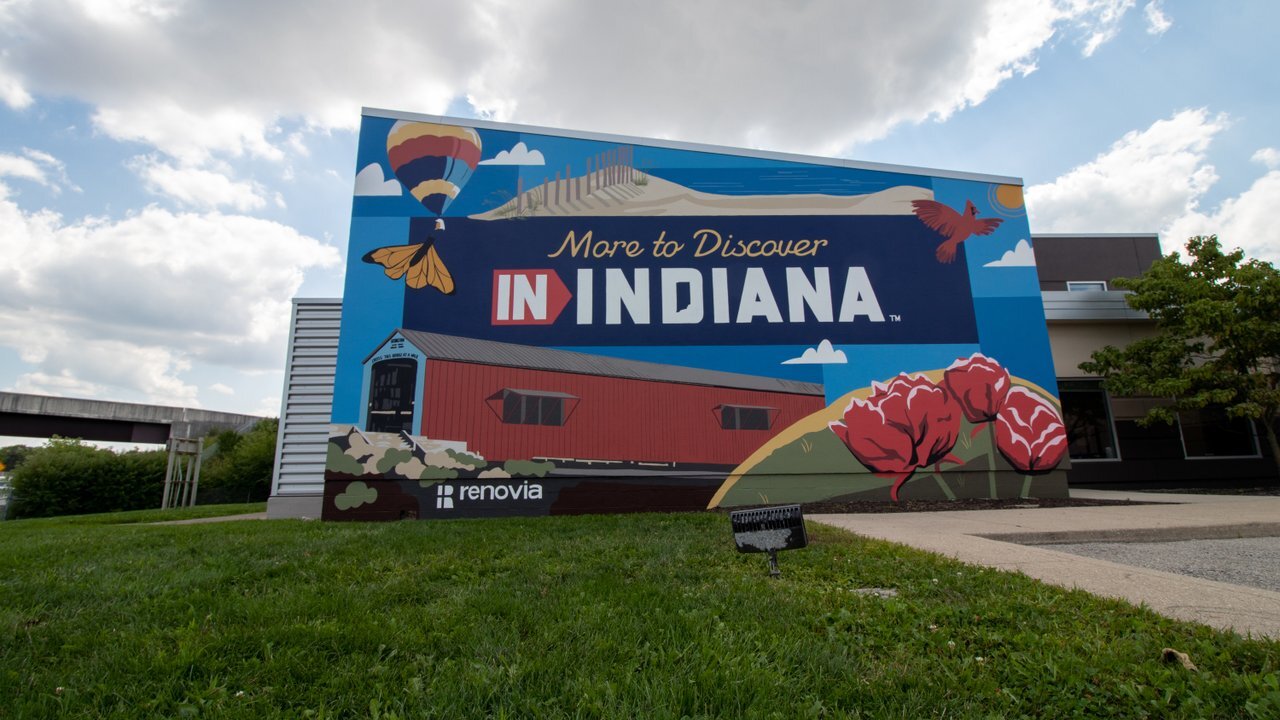 Photo is of the Indiana mural.
